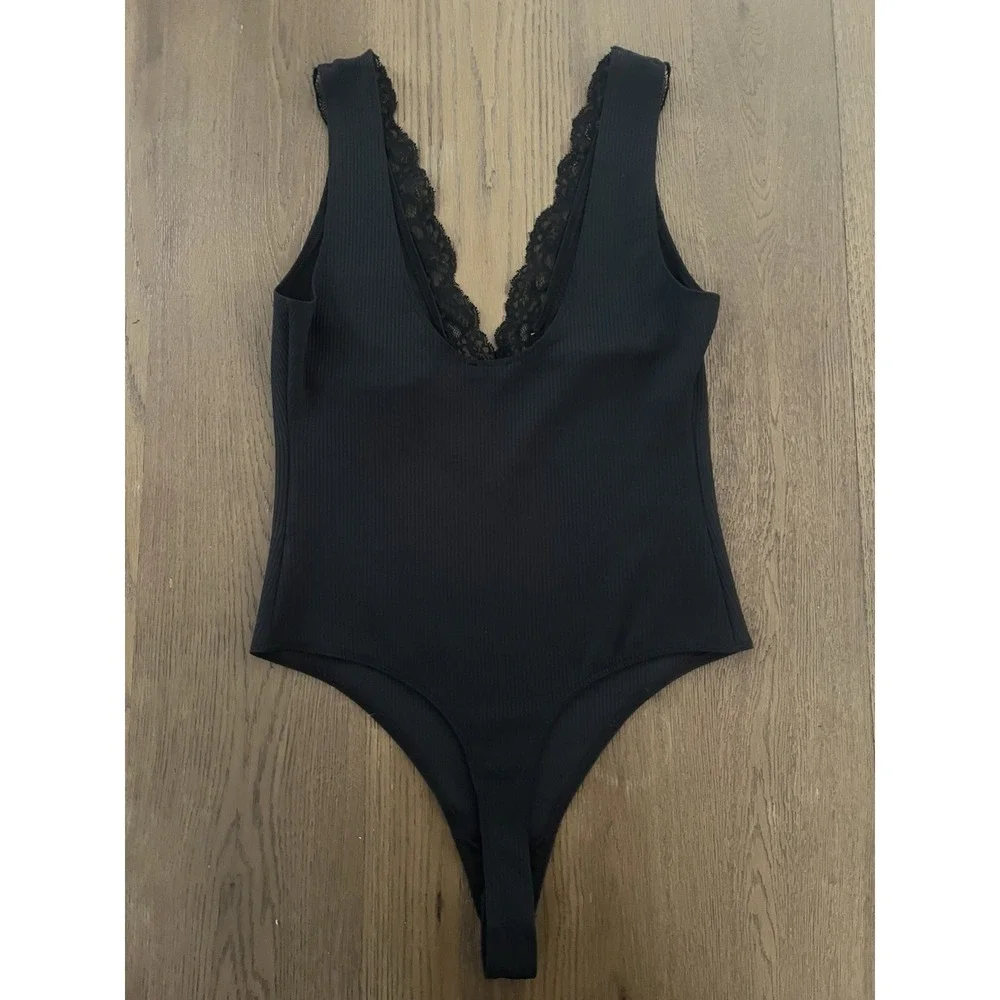 Free People‎ Deep V Lace Bodysuit Size M